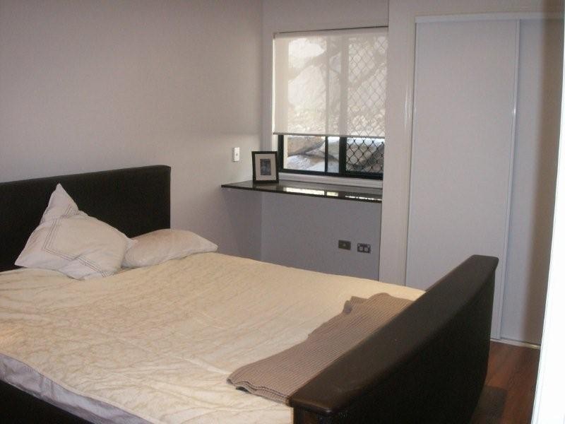 9 Pritchard Court, Pacific Pines QLD 4211