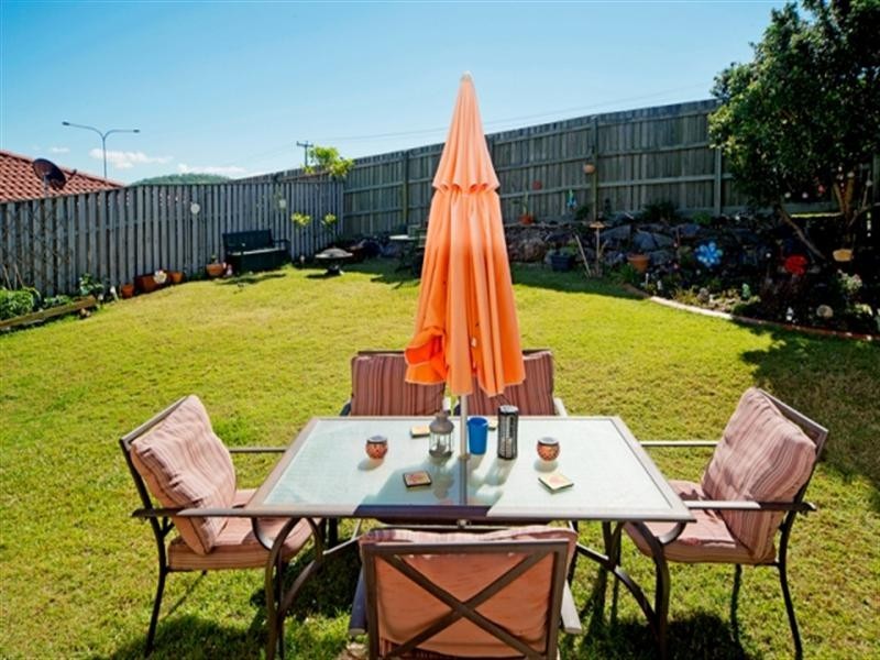 1/21 McRae Circuit, Pacific Pines QLD 4211