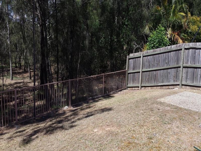 2/89 Cootharaba Drive, Helensvale QLD 4212