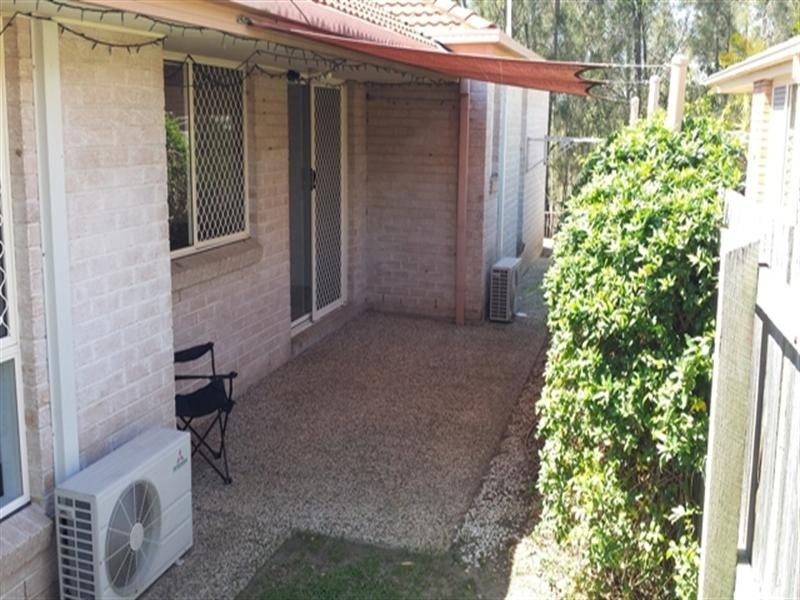 2/89 Cootharaba Drive, Helensvale QLD 4212