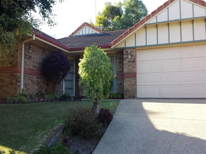 3 Polynesia Avenue, Pacific Pines QLD 4211