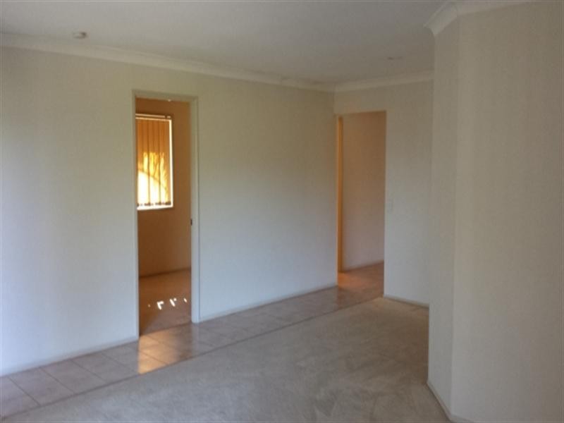 3 Polynesia Avenue, Pacific Pines QLD 4211