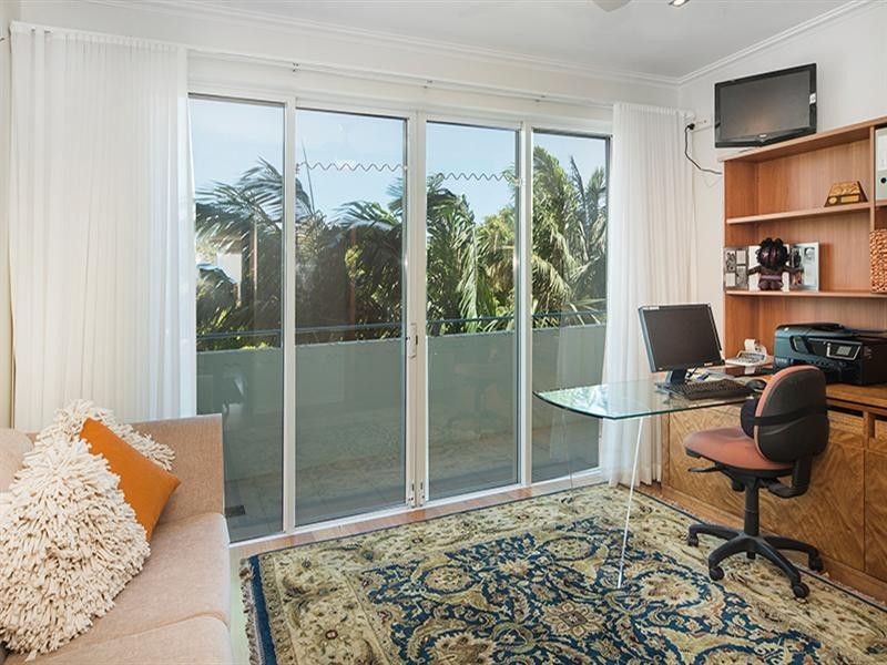72/326 Marine Parade, Labrador QLD 4215