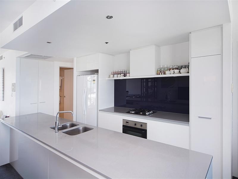 2261/9 Ferny Avenue, Surfers Paradise QLD 4217