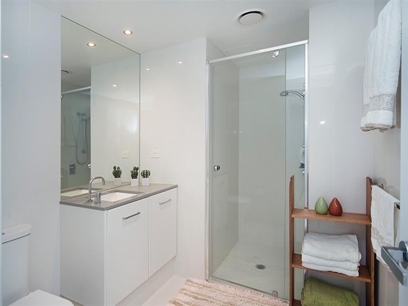 2261/9 Ferny Avenue, Surfers Paradise QLD 4217