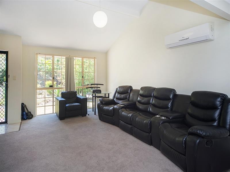 3/8 Doyalson Place, Helensvale QLD 4212