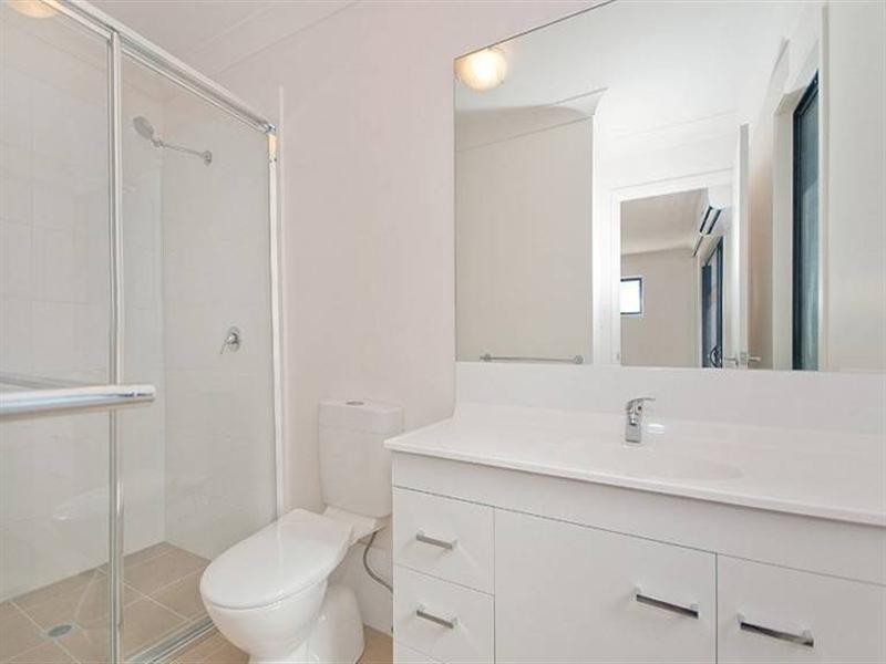 2/698-700 Kingston Road, Loganlea QLD 4131