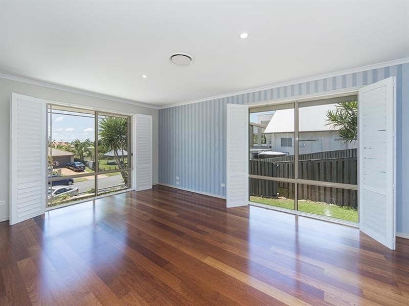 74 Clover Hill Drive, Mudgeeraba QLD 4213