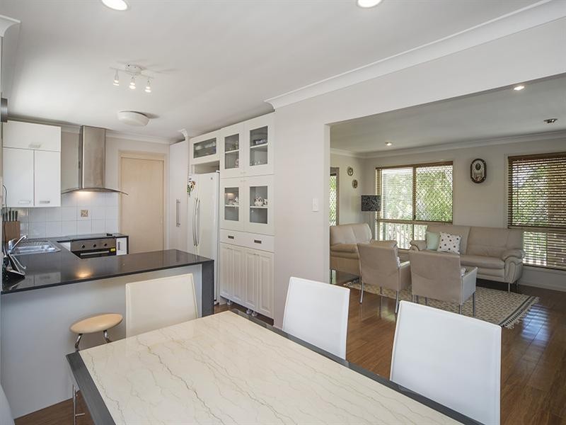 1 Watford Crescent, Molendinar QLD 4214