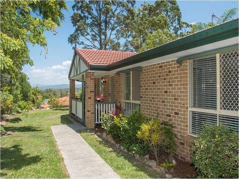 1 Watford Crescent, Molendinar QLD 4214