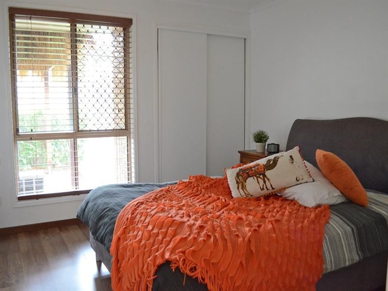 2/20 Illusion Court, Oxenford QLD 4210