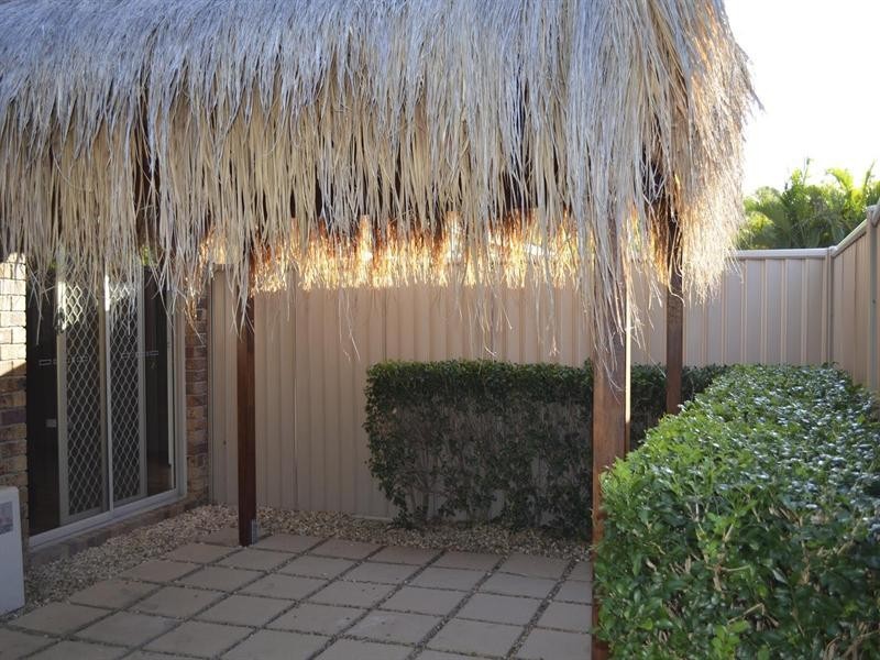 2/20 Illusion Court, Oxenford QLD 4210