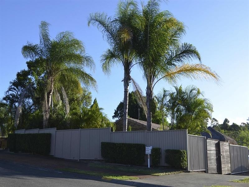 2/20 Illusion Court, Oxenford QLD 4210