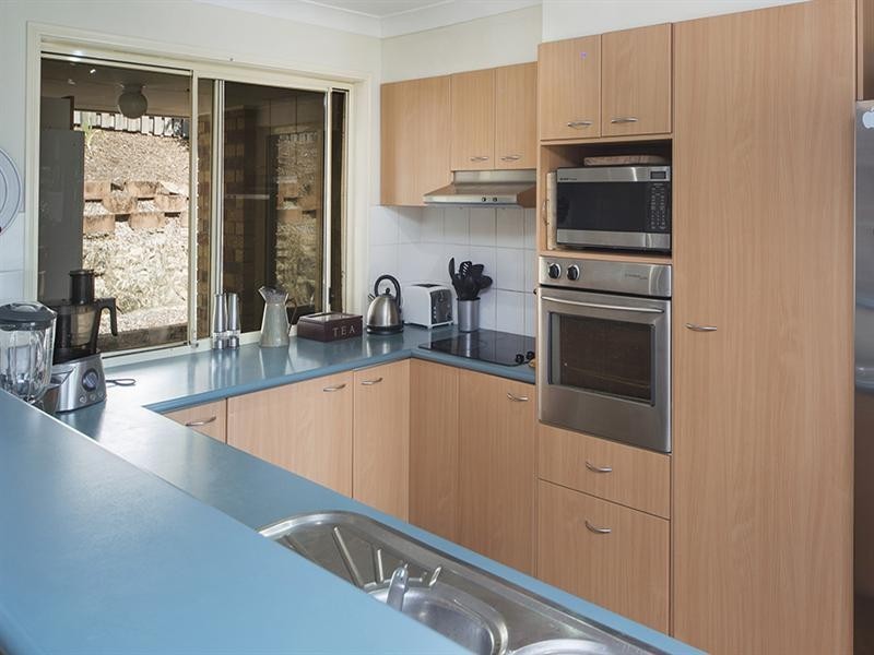 9 Waigeo Street, Pacific Pines QLD 4211