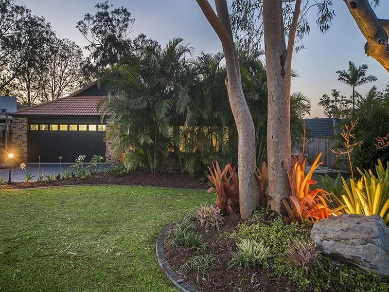 38 Stretton Drive, Helensvale QLD 4212