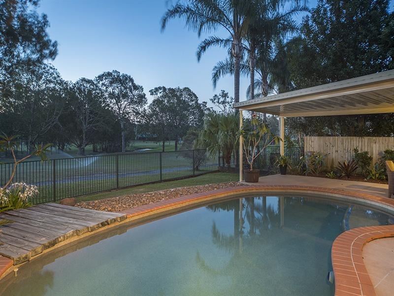 38 Stretton Drive, Helensvale QLD 4212