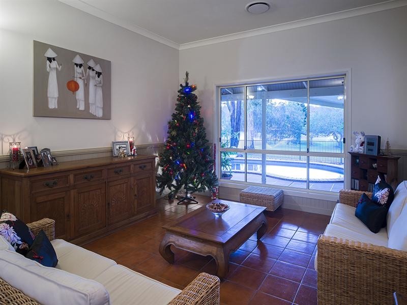 38 Stretton Drive, Helensvale QLD 4212