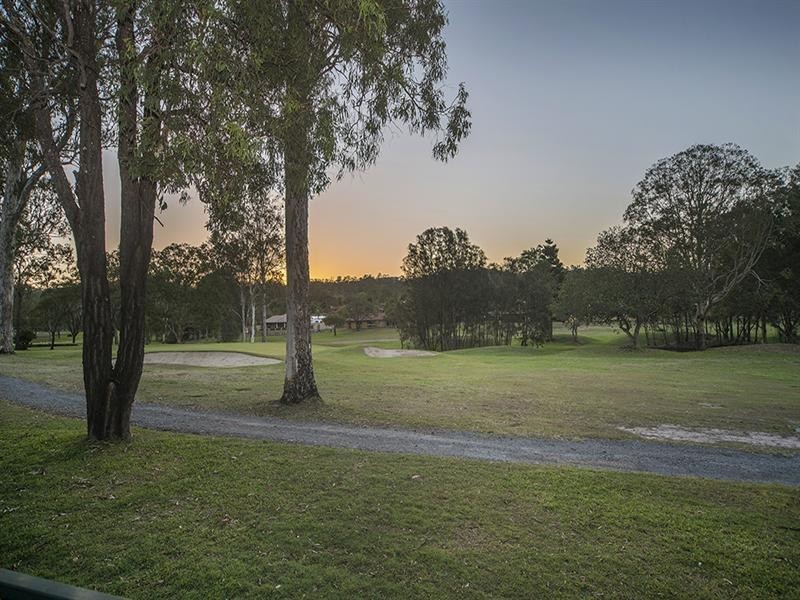 38 Stretton Drive, Helensvale QLD 4212