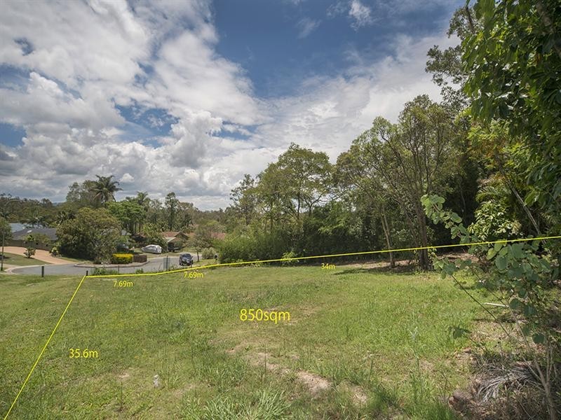 14 Wilmot Place, Helensvale QLD 4212