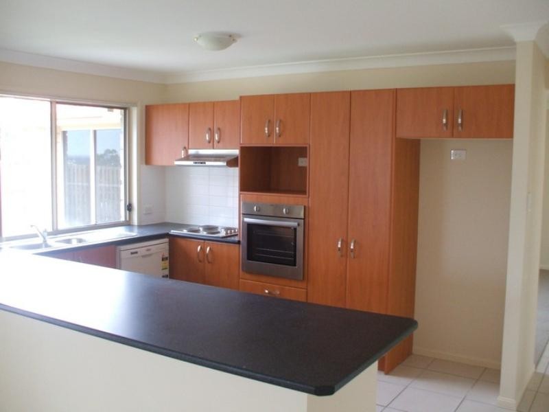 Pacific Pines QLD 4211