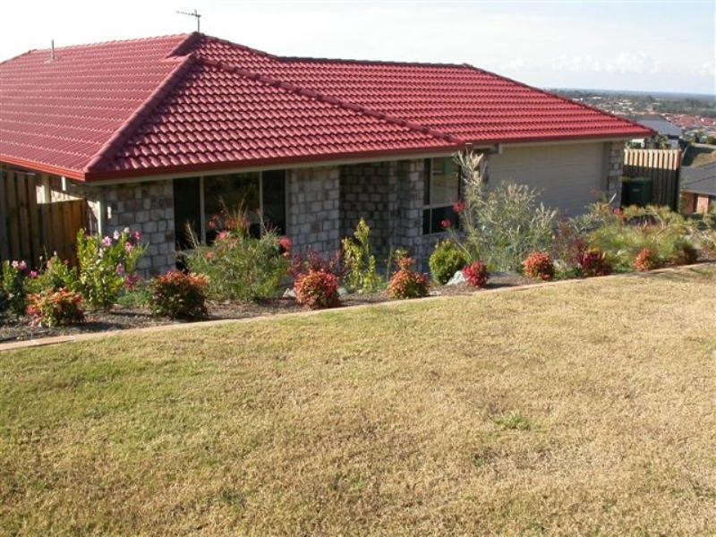 Pacific Pines QLD 4211