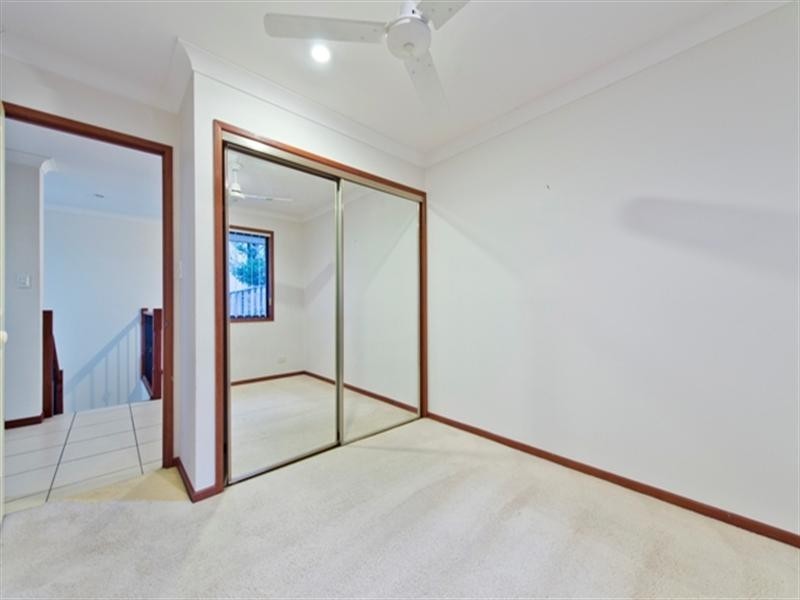 42 Palmerston Drive, Oxenford QLD 4210