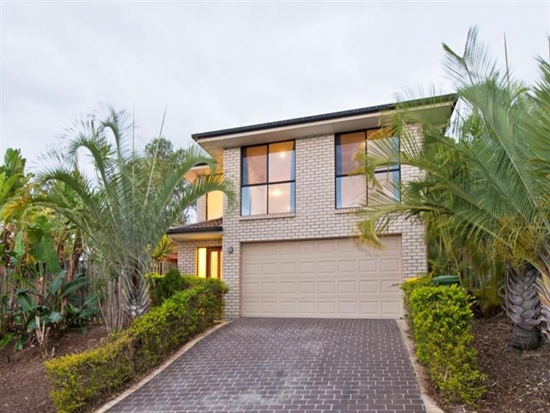 42 Palmerston Drive, Oxenford QLD 4210