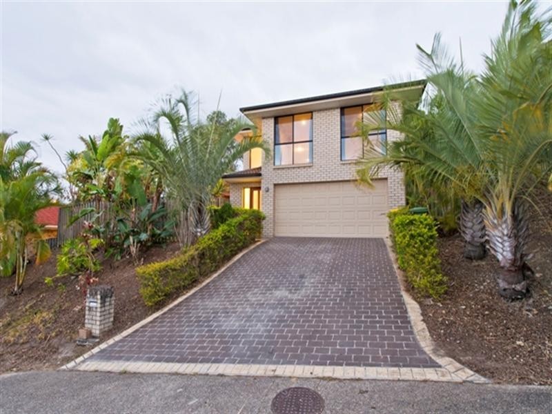 42 Palmerston Drive, Oxenford QLD 4210