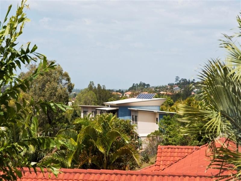 42 Palmerston Drive, Oxenford QLD 4210