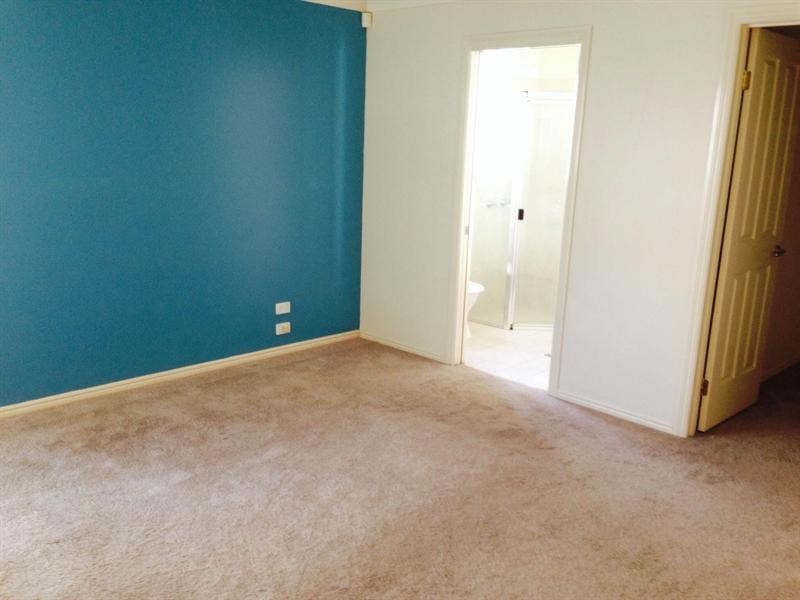4/6 Monterey Keys Drive, Helensvale QLD 4212