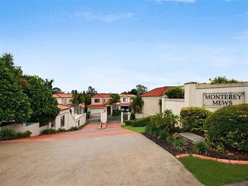 4/6 Monterey Keys Drive, Helensvale QLD 4212