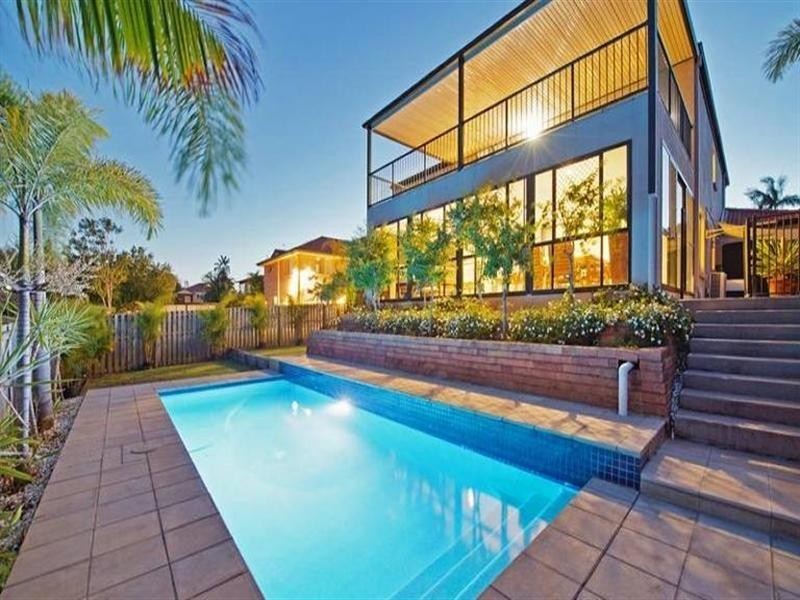 46 Gippsland Drive, Helensvale QLD 4212