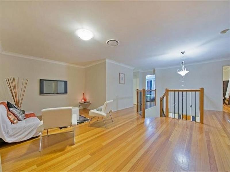 46 Gippsland Drive, Helensvale QLD 4212