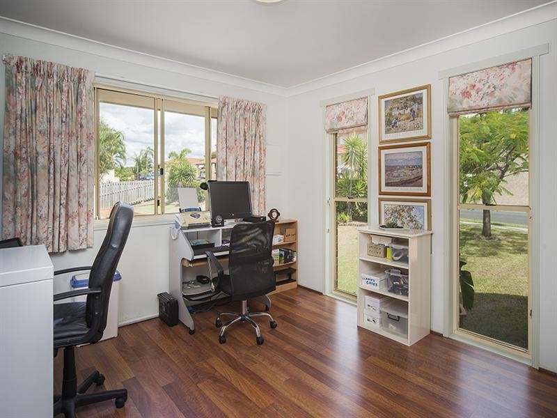 1 Yungaburra Place, Helensvale QLD 4212