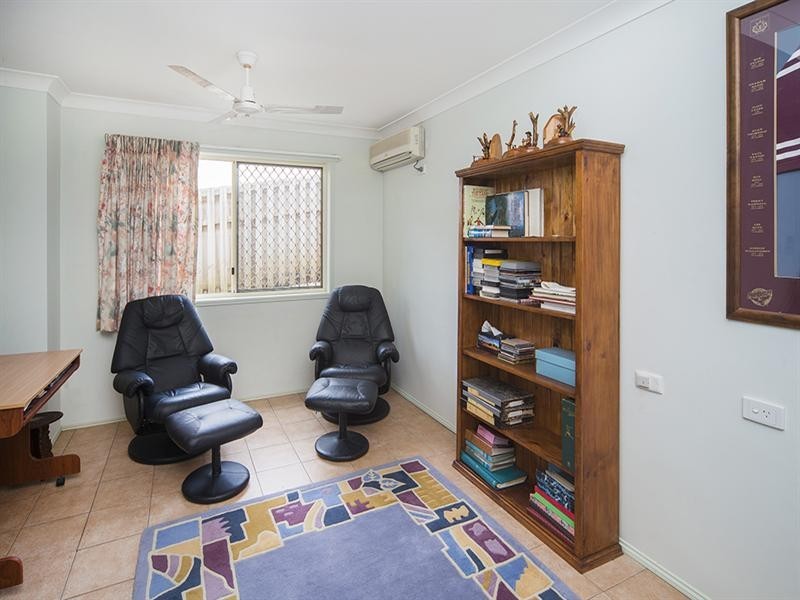 1 Yungaburra Place, Helensvale QLD 4212