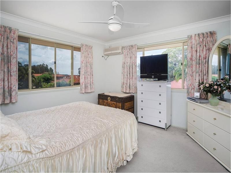 1 Yungaburra Place, Helensvale QLD 4212