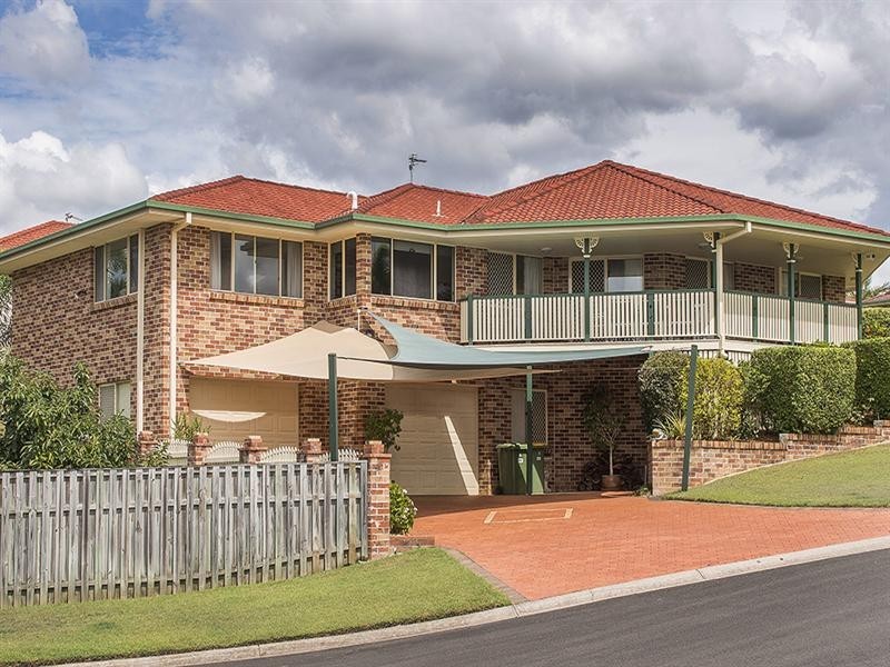 1 Yungaburra Place, Helensvale QLD 4212