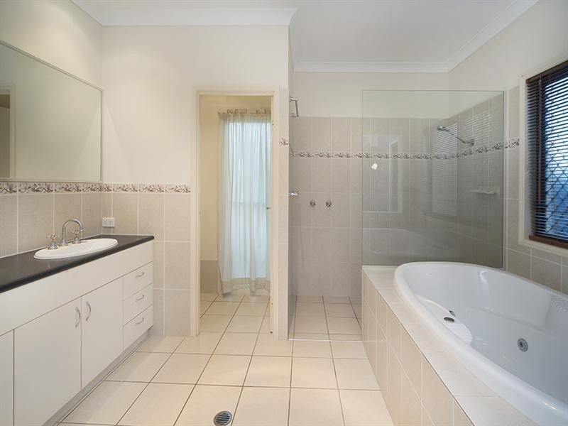 21 Freestone Drive, Upper Coomera QLD 4209