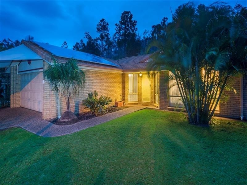 12 Moorea Court, Pacific Pines QLD 4211