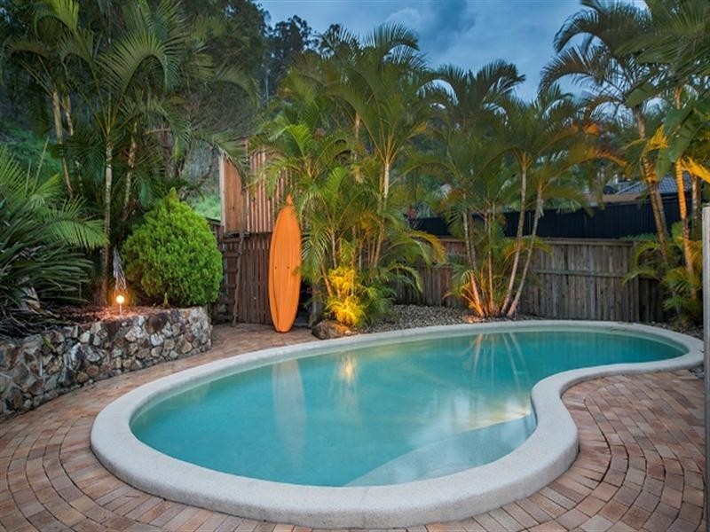 12 Moorea Court, Pacific Pines QLD 4211