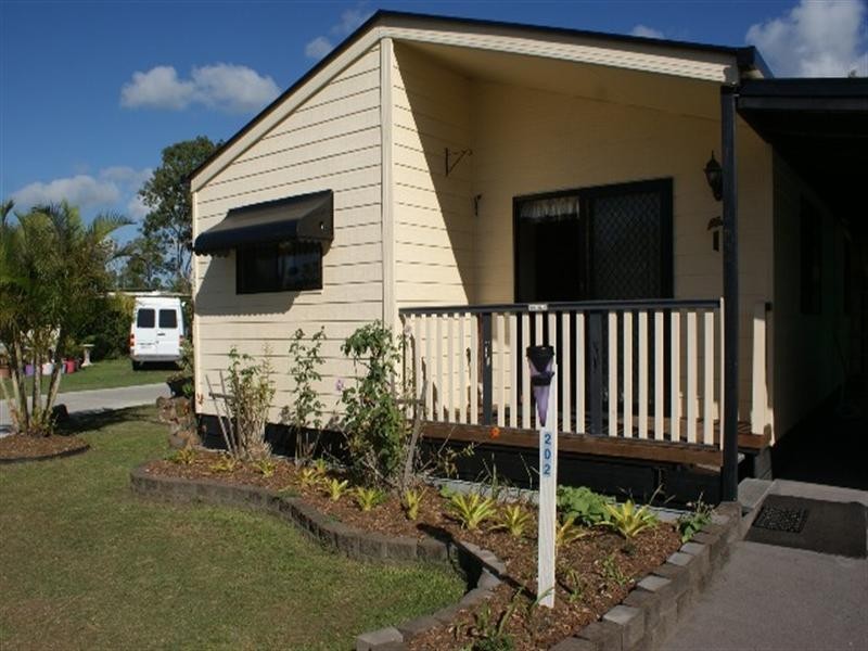 202/66-86 Siganto Drive, Helensvale QLD 4212