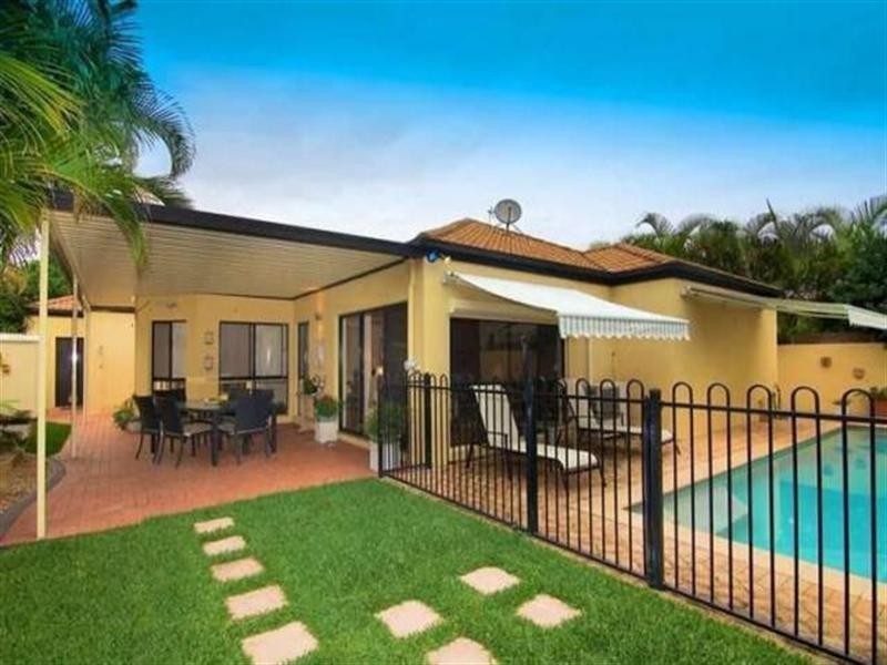 7 Wisemans Court, Helensvale QLD 4212