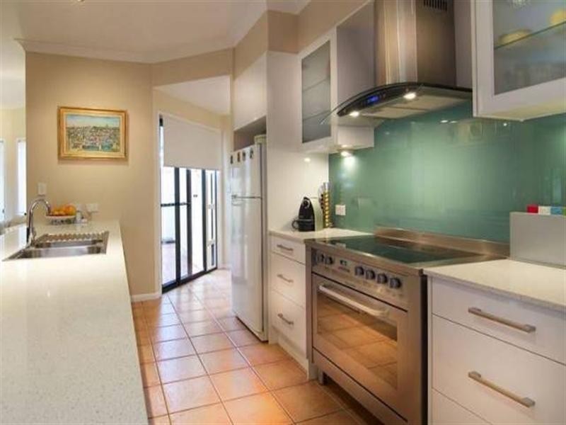 7 Wisemans Court, Helensvale QLD 4212