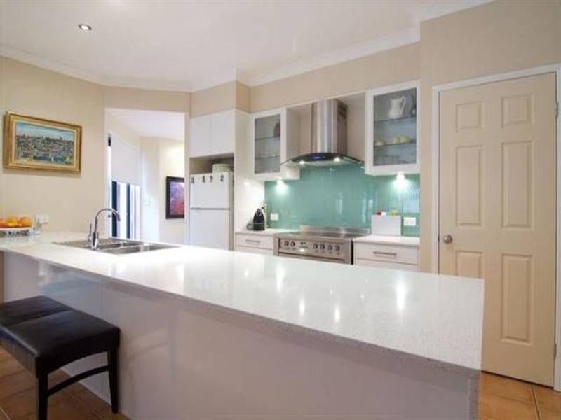 7 Wisemans Court, Helensvale QLD 4212