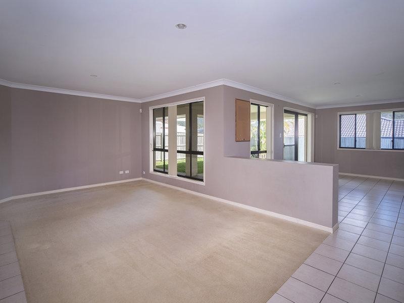 1 Jessica Drive, Upper Coomera QLD 4209