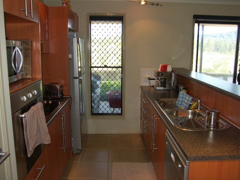 15 Gerard Street, Pacific Pines QLD 4211