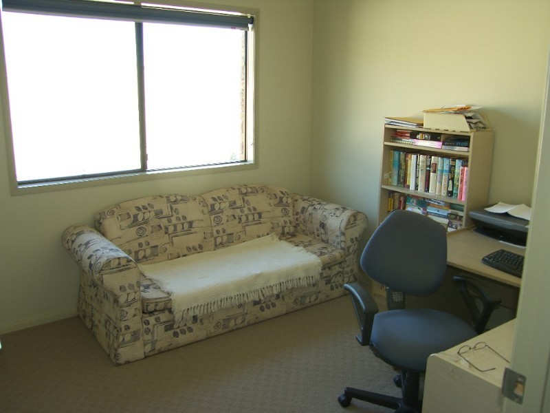 15 Gerard Street, Pacific Pines QLD 4211