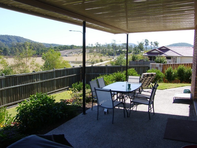 15 Gerard Street, Pacific Pines QLD 4211