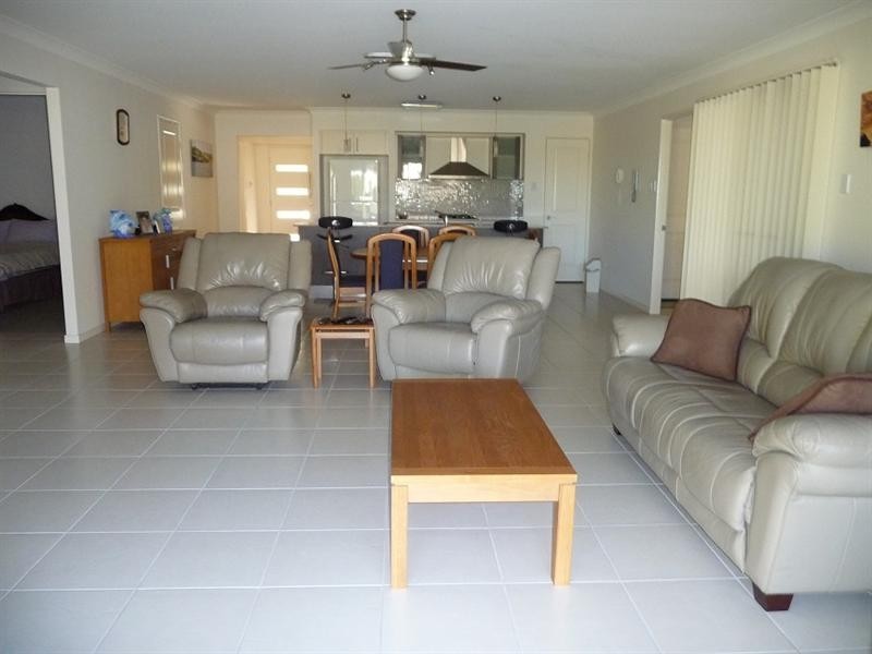 5 Fatima Place, Calamvale QLD 4116