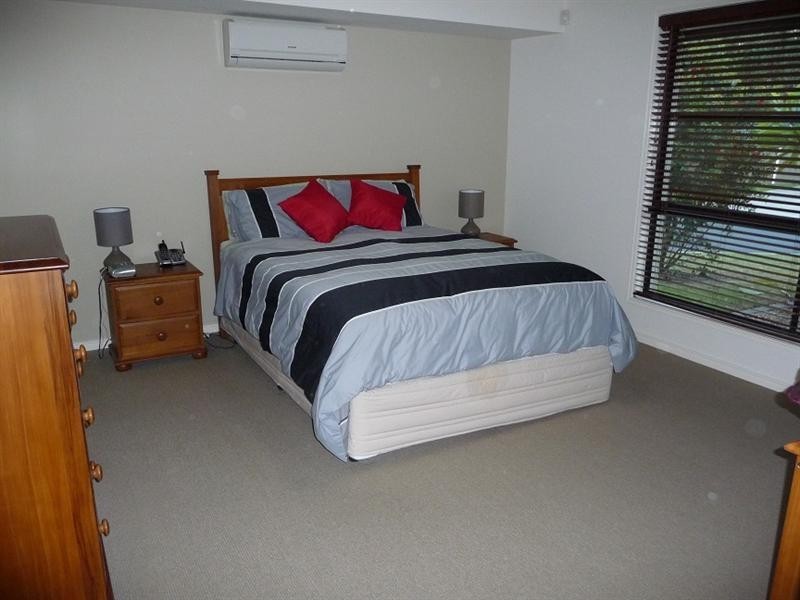 5 Fatima Place, Calamvale QLD 4116